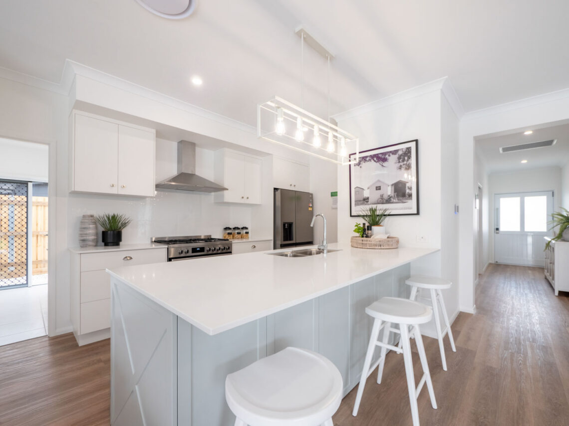 stroud-homes-rockhampton-display-home-wildflower-216-with-pool-house-26-5